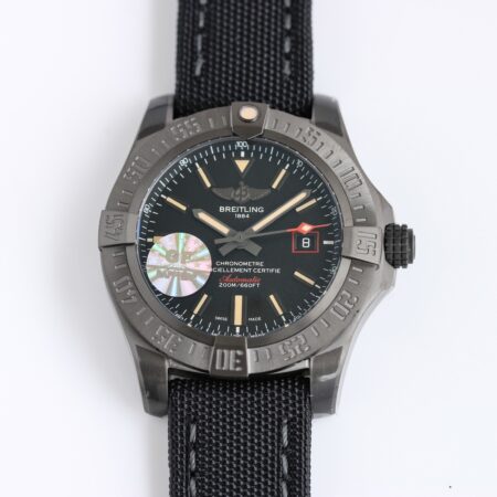 Breitling Avenger V17311101B1W1(44mm)