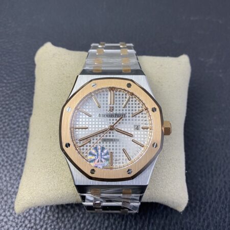 Audemars Piguet Royal Oak 15400 (41MM)